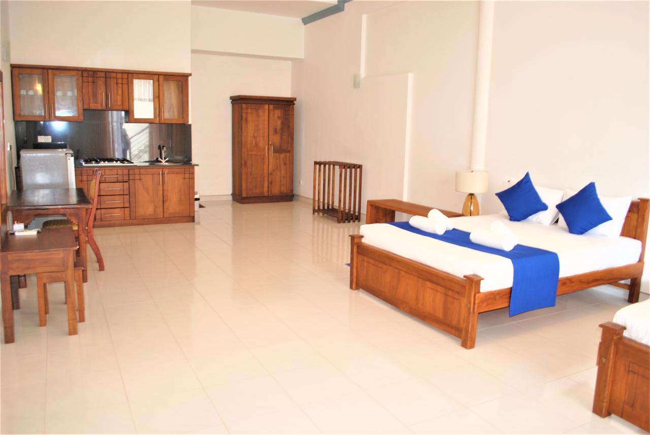 Prego Suites Ettukala Exterior foto